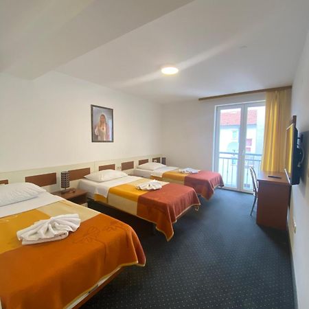 Hotel Frankoni เมจูโกเรีย ภายนอก รูปภาพ