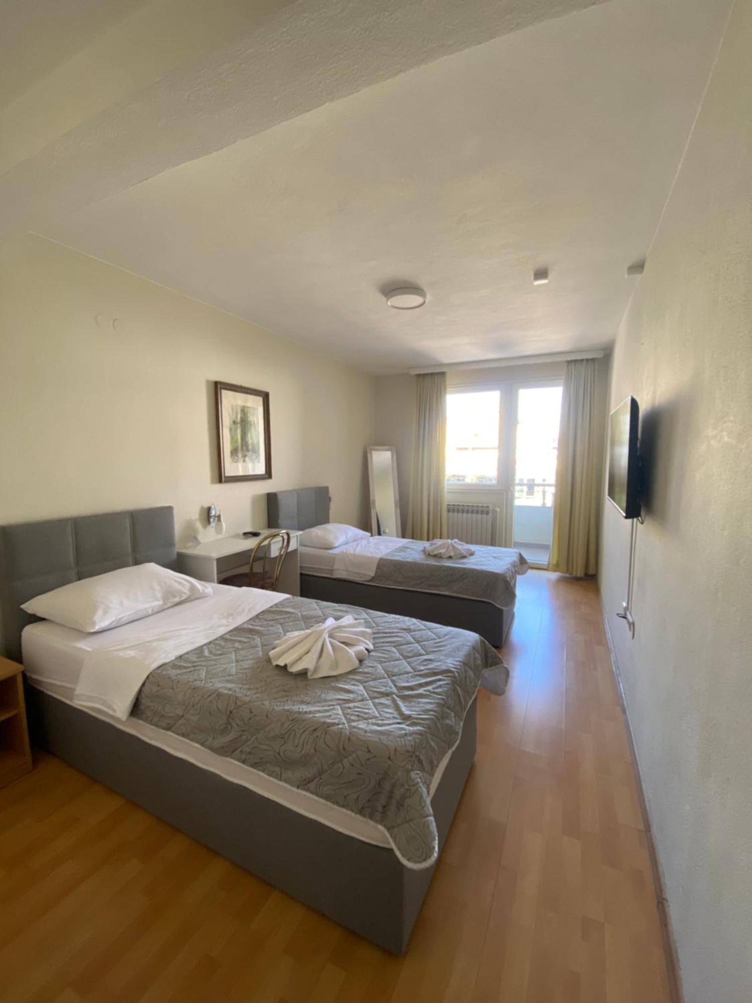 Hotel Frankoni เมจูโกเรีย ภายนอก รูปภาพ